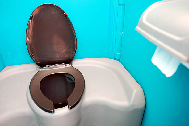 Best Emergency porta potty rental  in Ellsworth, KS